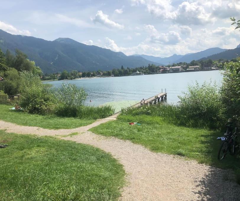 See- Und Bergblick In Bestlage Am Tegernsee Kültér fotó