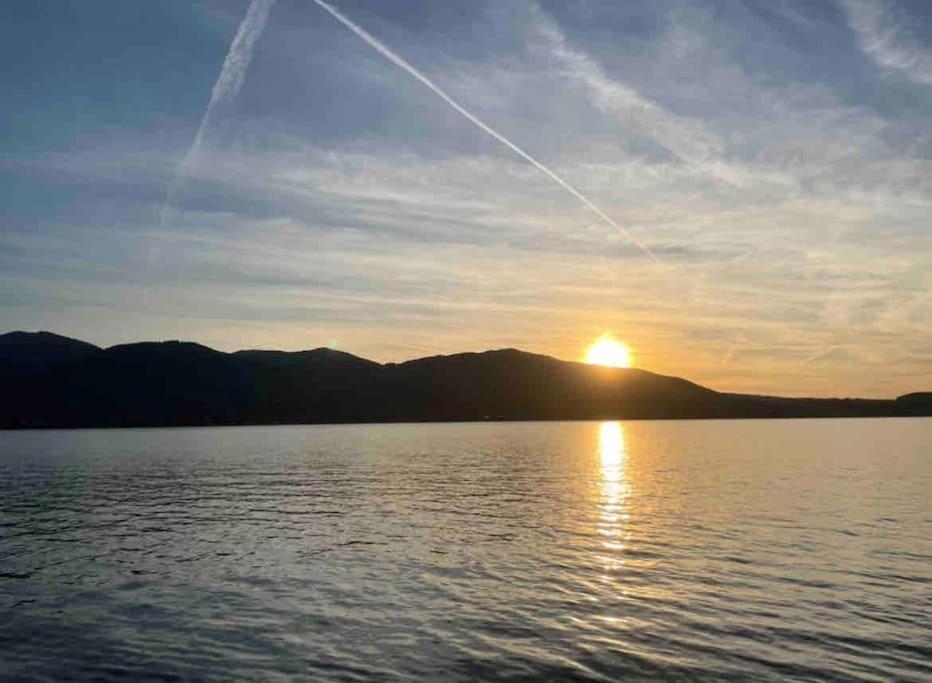 See- Und Bergblick In Bestlage Am Tegernsee Kültér fotó